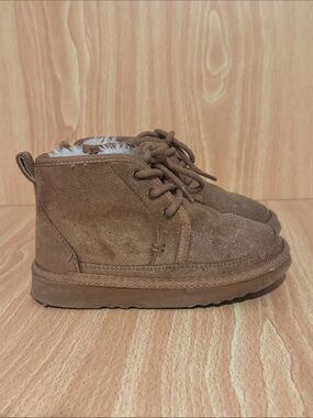 Kids Brown Fleece-Lined Lace-Up Boots